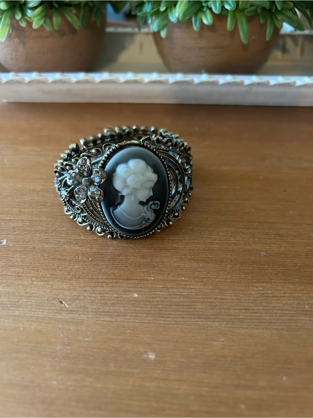 Victorian Style Cameo Statement Stretchy Cuff Bracelet